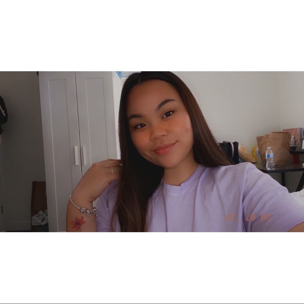 MEET YOUR POSHER ✨